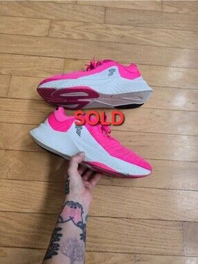 Rad Global | R-1 neon pink sporty running sneakers | MENS 10.5